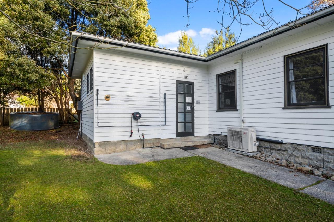 Giants Table And Cottages Maydena Exterior photo