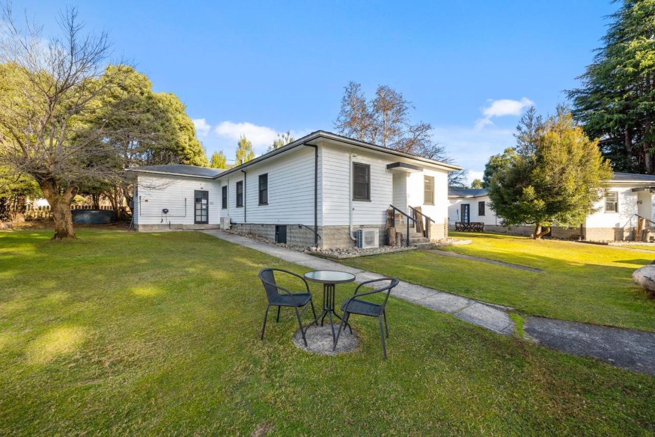 Giants Table And Cottages Maydena Exterior photo